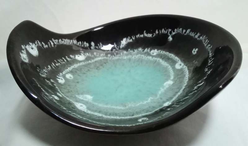 Gorgeous vintage porcelain bowl