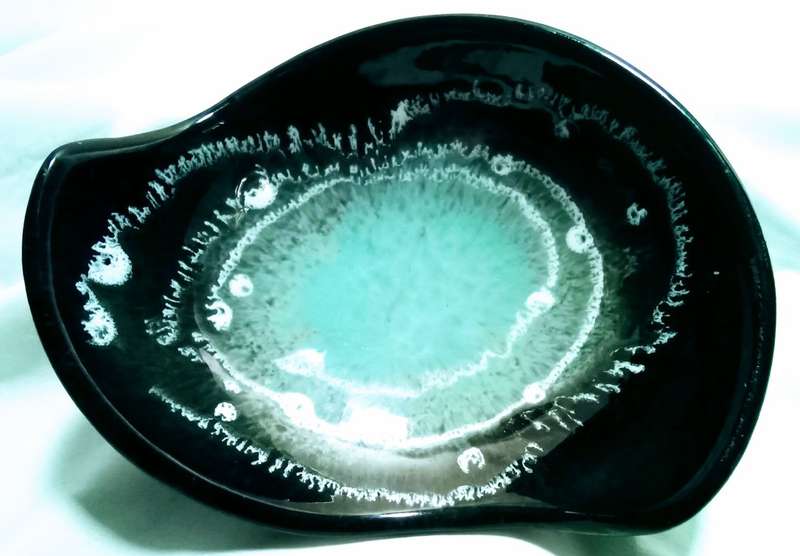 Gorgeous vintage porcelain bowl