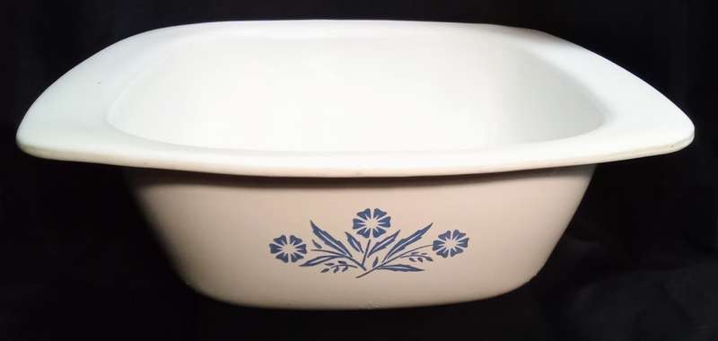 Corning Ware Blue Cornflower P-34-B 4 Quart Dutch Oven Casserole