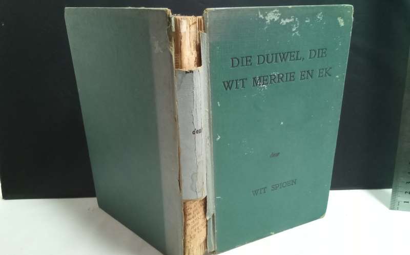 DIE DUIWEL, DIE WIT MERRIE EN EK - WIT SPIOEN (1952)