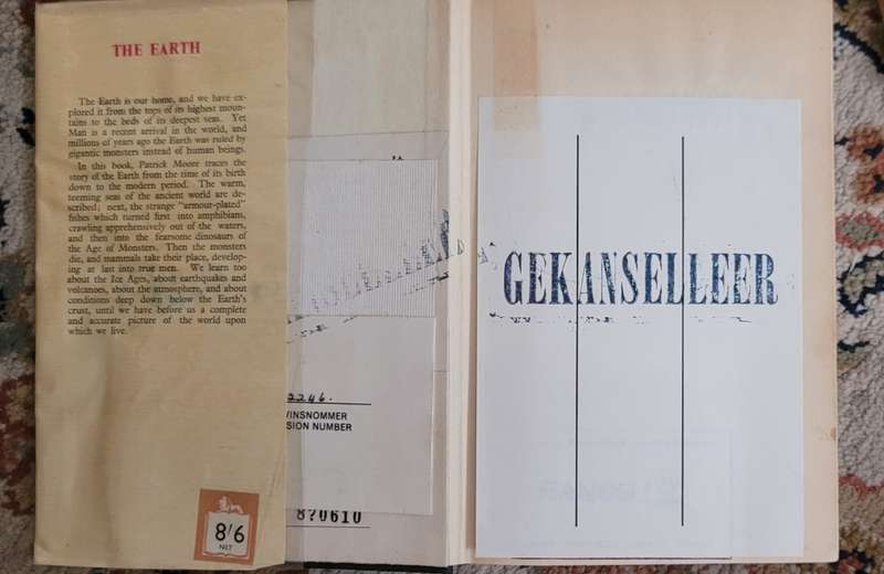 The earth - a true book - Patrick Moore - 1956