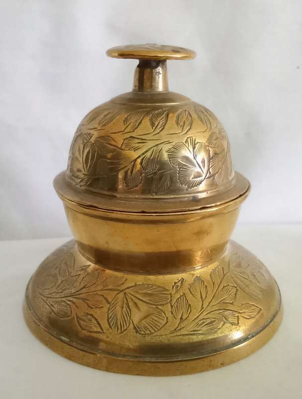 VINTAGE INDIAN BRASS CLAW BELL WITH BOWL / RECEIVER