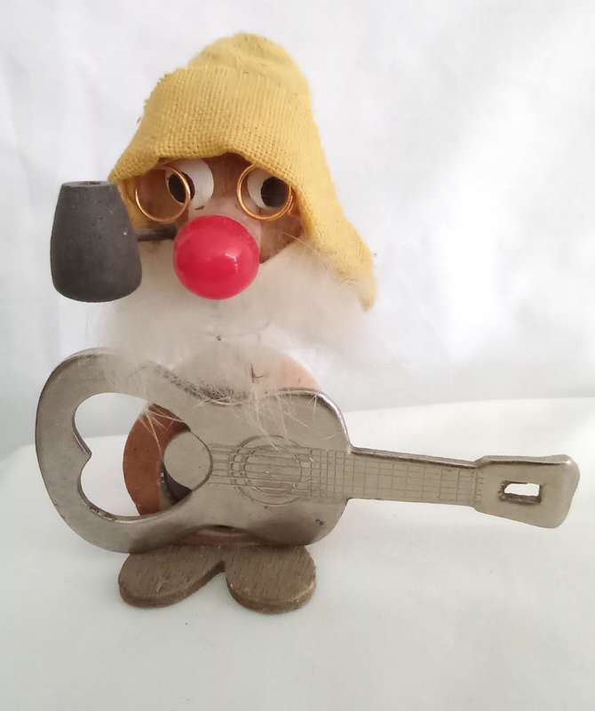 Kurt S. Adler Wooden Bobble Head `Nodder` magnetic with bottle opener