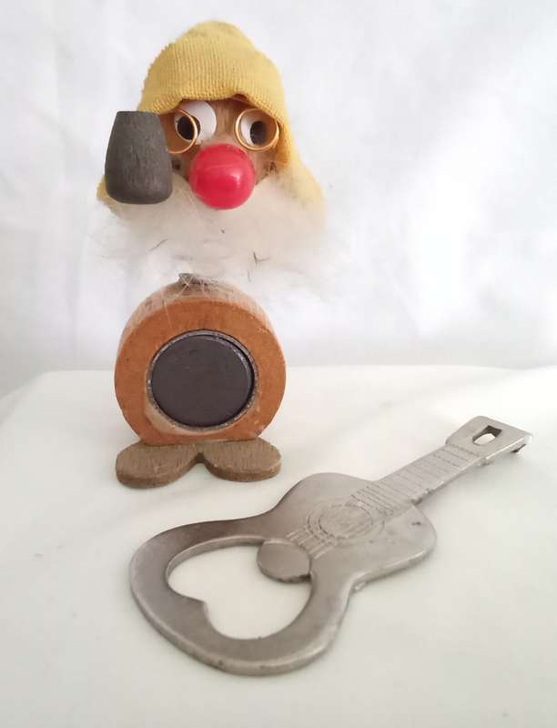 Kurt S. Adler Wooden Bobble Head `Nodder` magnetic with bottle opener