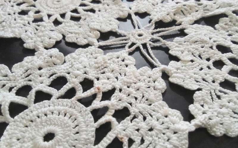 Lovely white square hand crocheted vintage doily