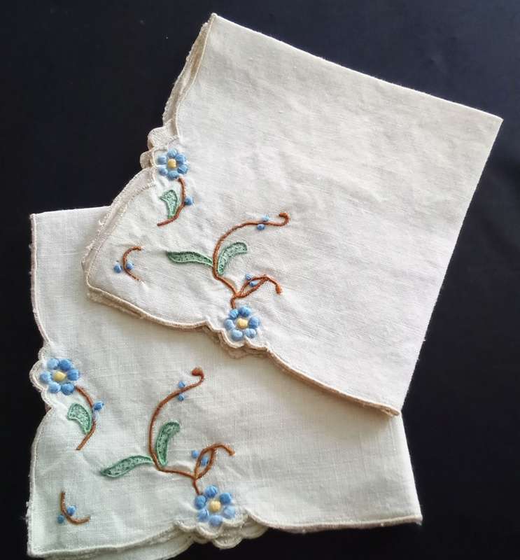 Two stunning vintage embroidered serviettes