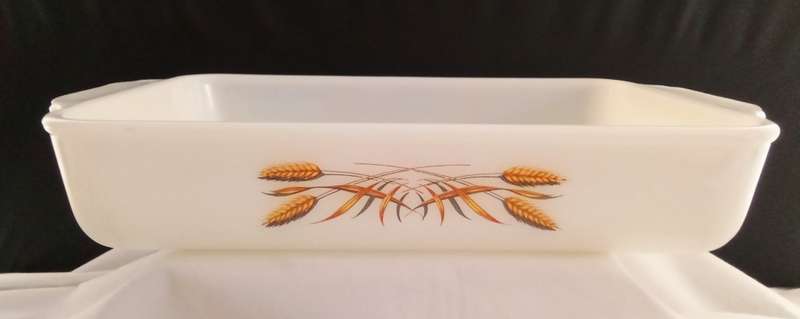 Vintage Fire king `golden wheat` dish