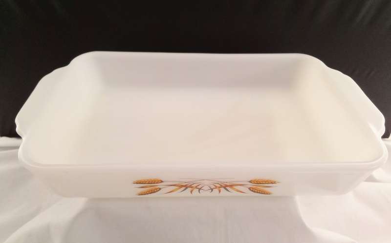Vintage Fire king `golden wheat` dish