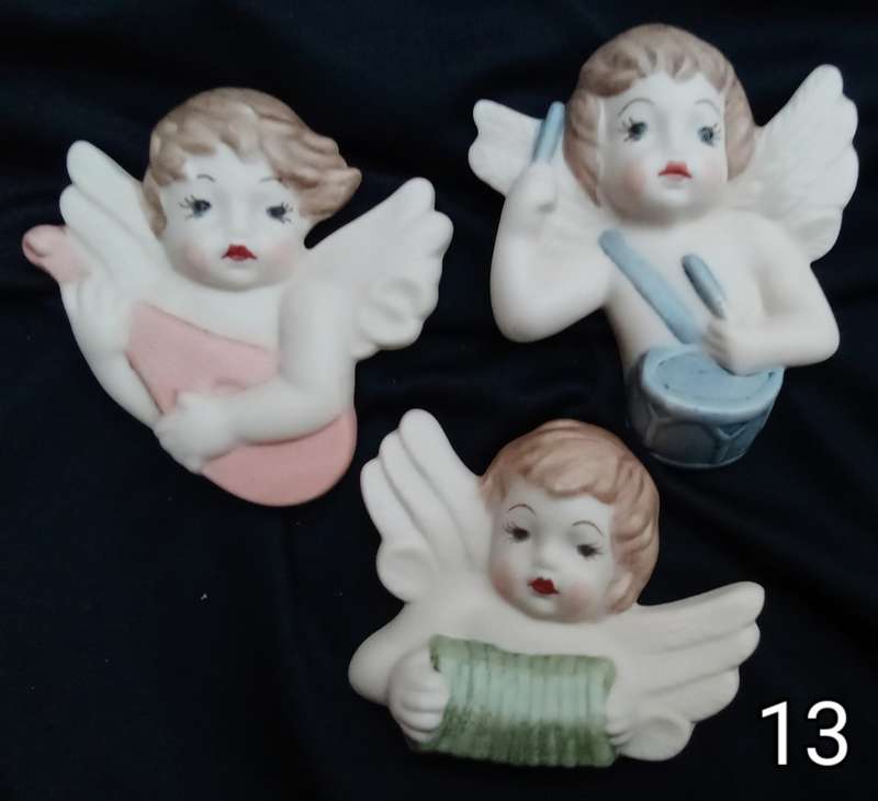 Set of 3 Porcelain angels in perfect condition