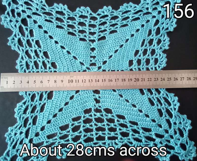 Stunning turquoise crocheted doily - about 28cms across