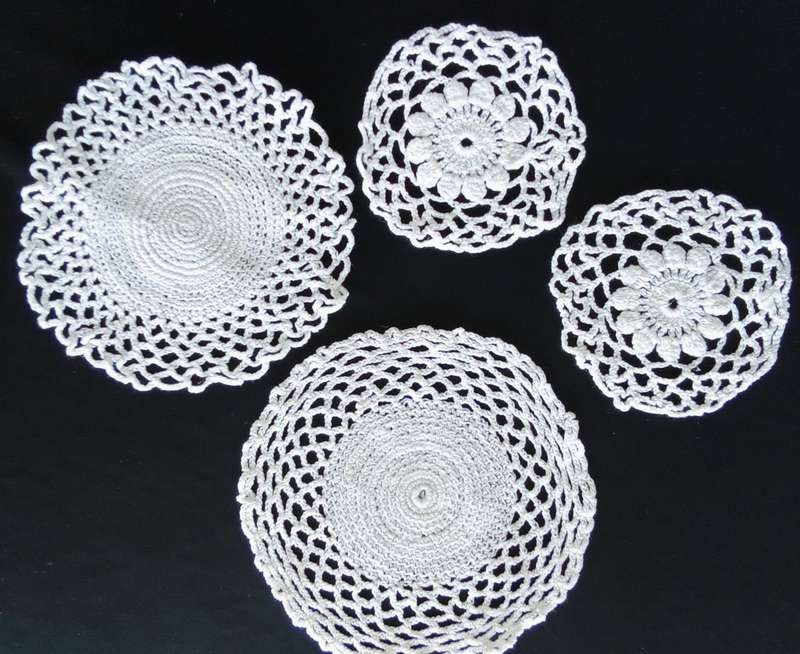 Lot of Four lovely vintage doilies