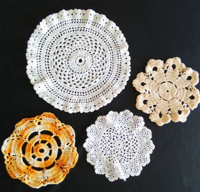 Lot of Four lovely vintage doilies