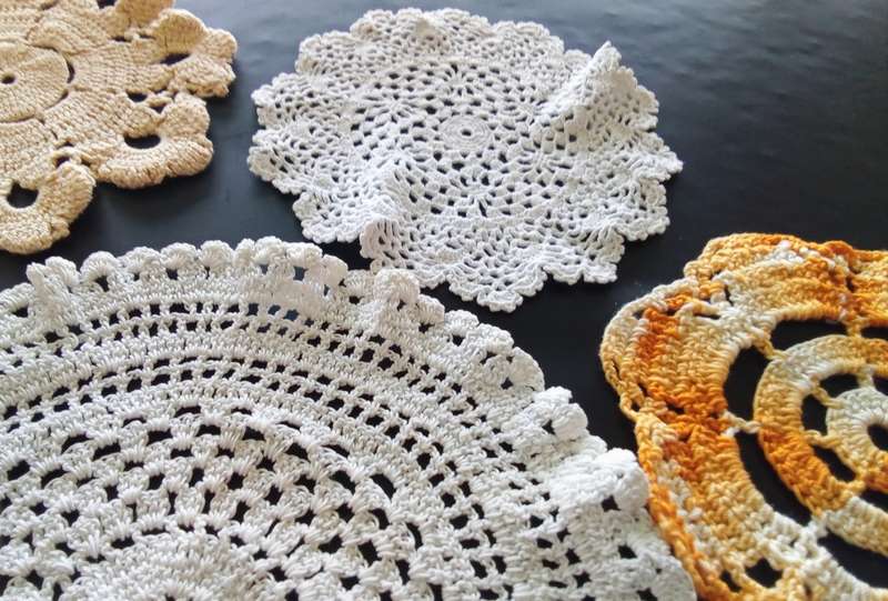 Lot of Four lovely vintage doilies