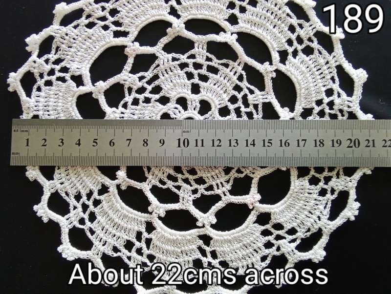Lovely vintage doilies 22cms across