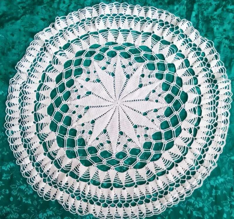 Vintage Large Doily/Tablecloth - 54cm Across