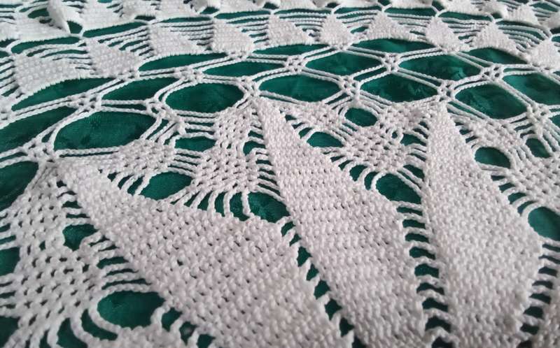 Vintage Large Doily/Tablecloth - 54cm Across
