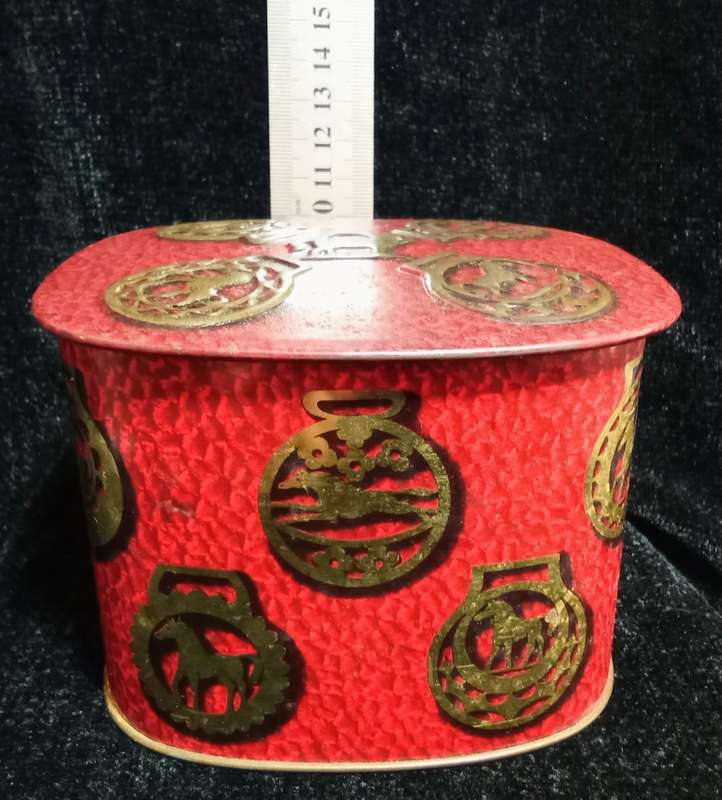 Lovely vintage red tin