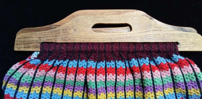Stunning vintage crocheted handbag