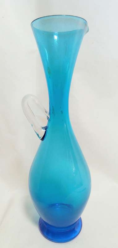 Lovely Vintage turquoise glass vase