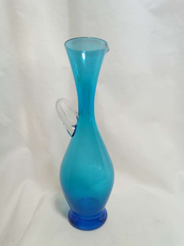 Lovely Vintage turquoise glass vase