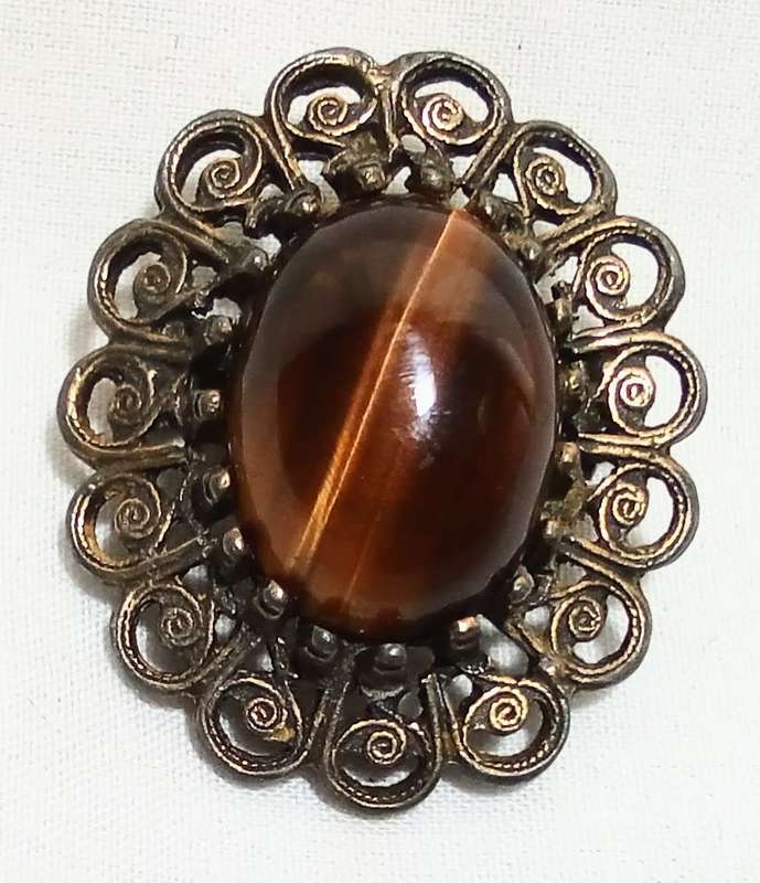 Vintage Tigers eye brooch