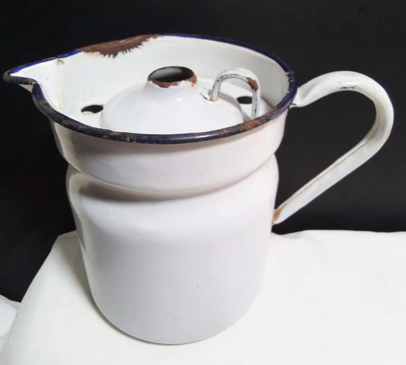 Vintage enamel jug - made in Belgium