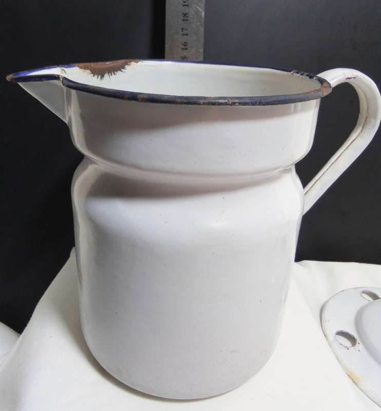 Vintage enamel jug - made in Belgium