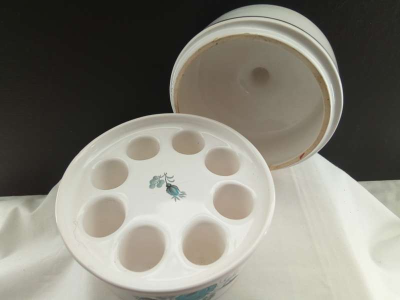 Gorgeous! Vintage Bell Ware - South African Porcelain - Lipstick holder