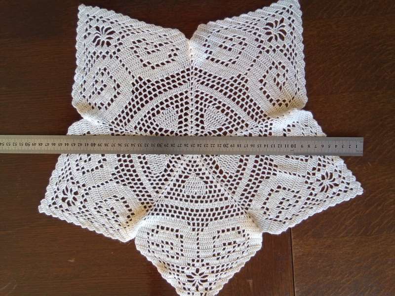 Pretty star shaped vintage crocheted doily - 48cms