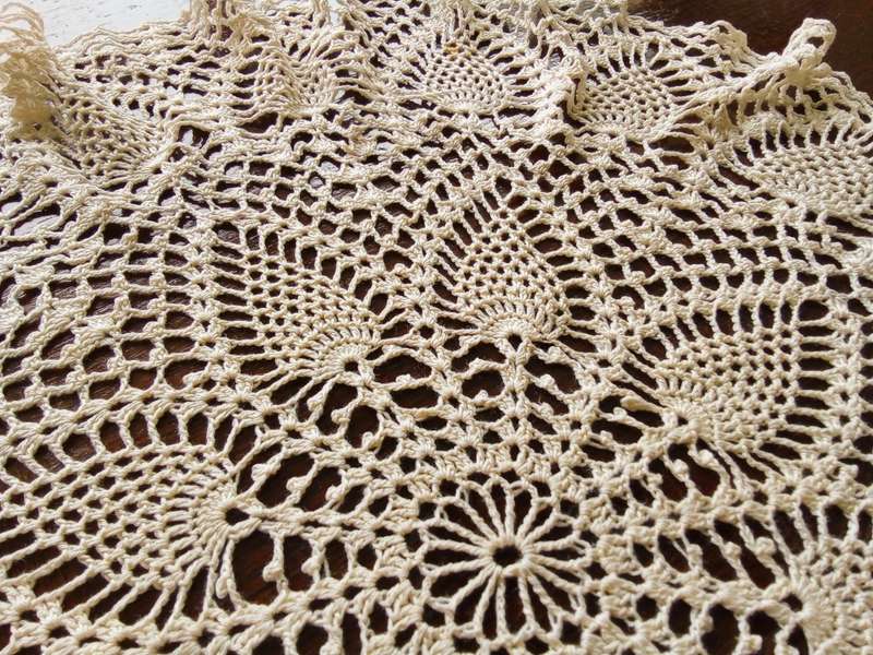 Vintage crocheted large cream doily/small table cloth - About 54cms across