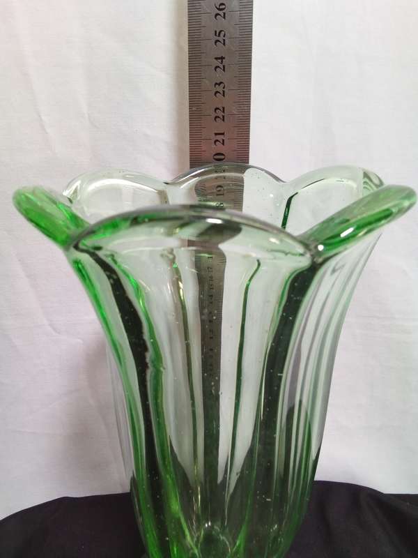 Lovely vintage green glass vase