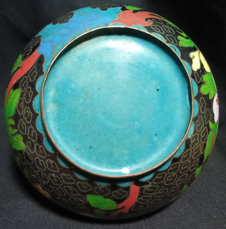 Vintage Cloisonne ashtray Enamel Floral Design