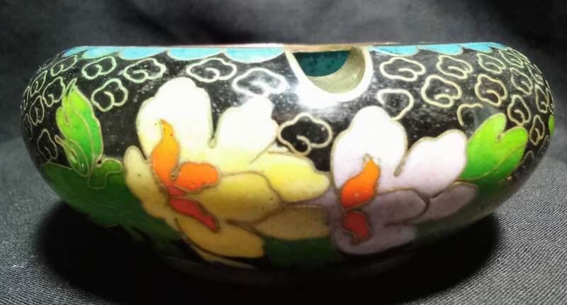 Vintage Cloisonne ashtray Enamel Floral Design
