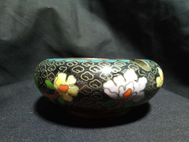 Vintage Cloisonne ashtray Enamel Floral Design