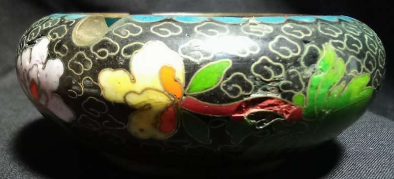 Vintage Cloisonne ashtray Enamel Floral Design