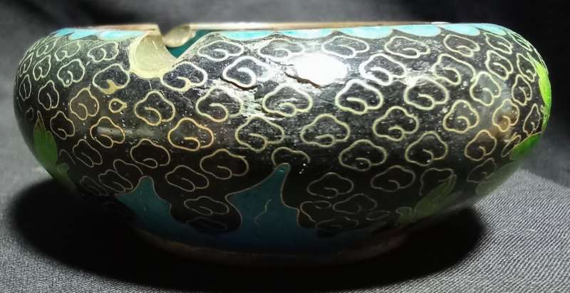 Vintage Cloisonne ashtray Enamel Floral Design