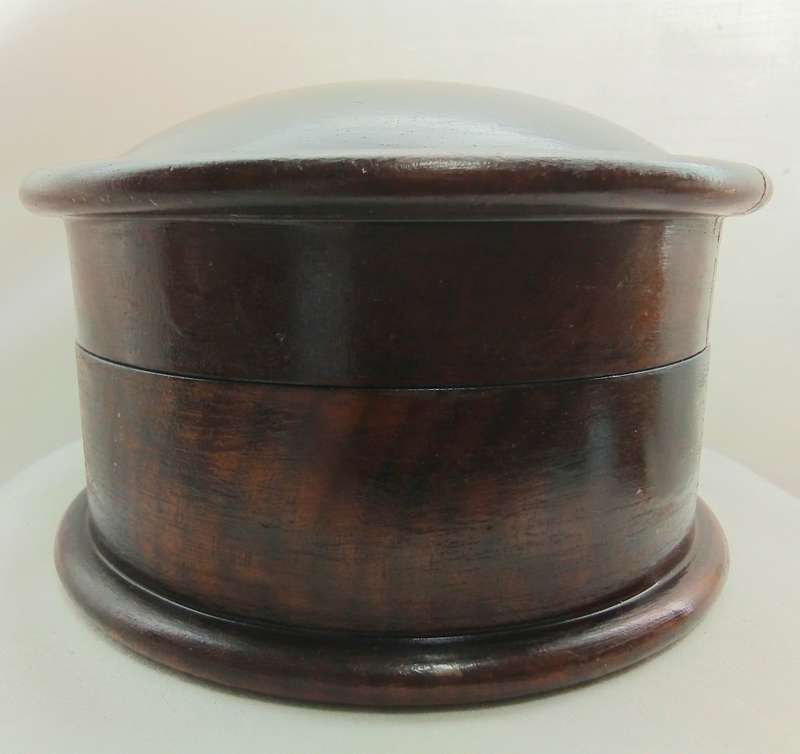 Vintage Stinkwood trinket box from Knysna
