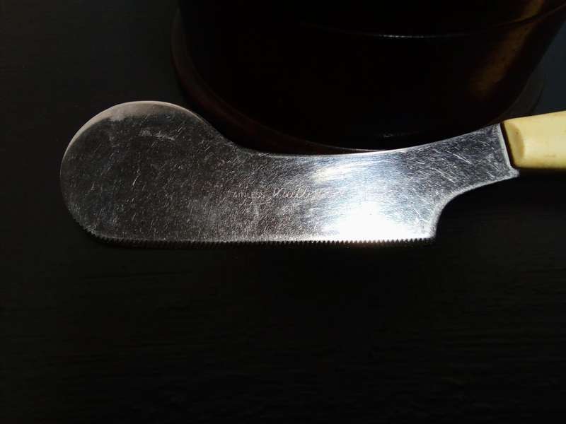 Vintage Nutbrown Sheffield England Cheese Knife/Butter Knife