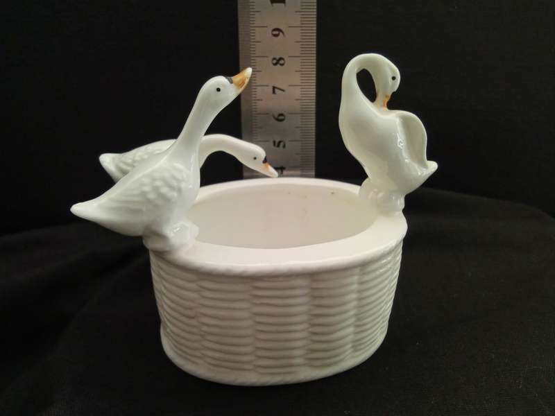 Gorgeous small Royal Ascot Florentine porcelain dish with 3 geese