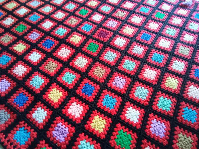 Stunning vintage hand crocheted blanket (About 120x260cms)