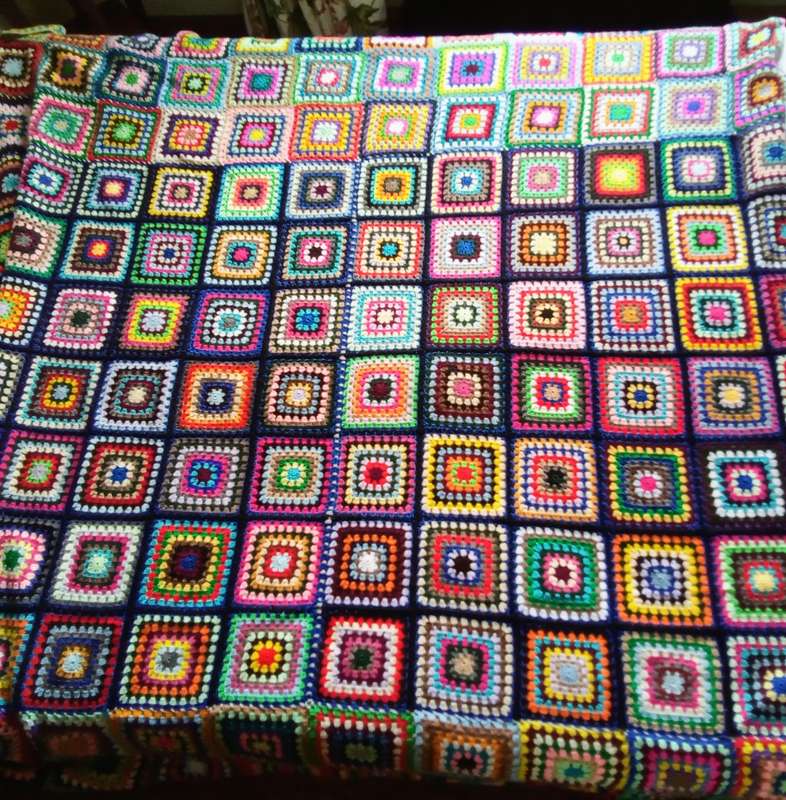 My absolute favourite! Stunning vintage hand crocheted blanket (About 170x175cms)