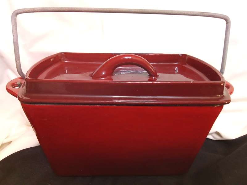 Lks Bread Pot Red Enamel