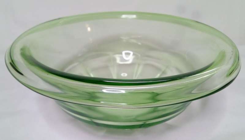 Vintage Hazel Atlas Rest-Well Mixing Bowl Green uranium glass C. 1929