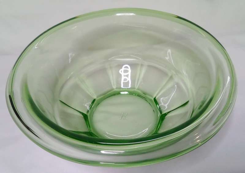 Vintage Hazel Atlas Rest-Well Mixing Bowl Green uranium glass C. 1929