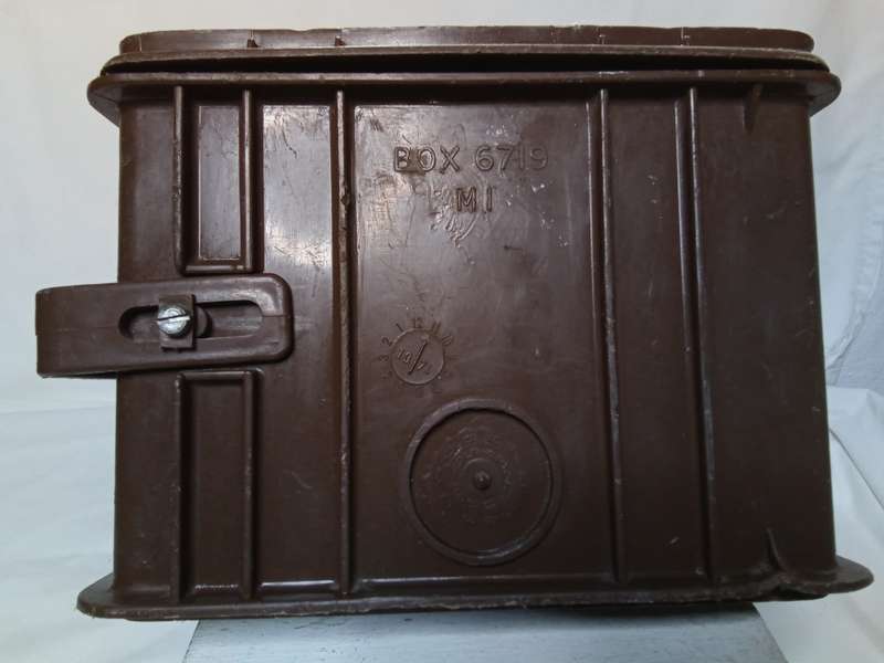 Small ammo box - dated Nov. 1974