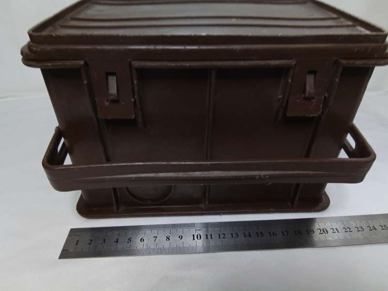 Small ammo box - dated Nov. 1974
