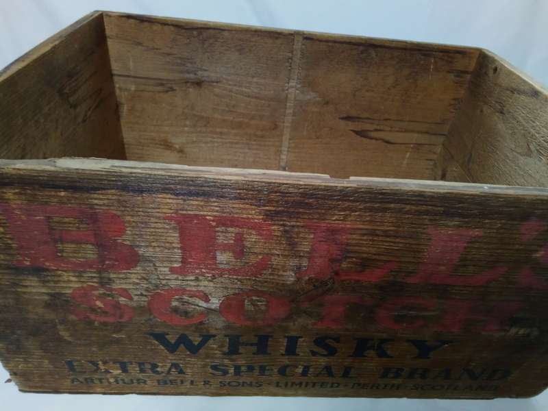 BELL`S SCOTCH WHISKY Crate