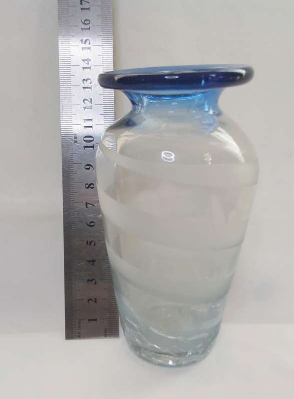 Lovely little gradient clear to blue crackle glass vase with sandblasting
