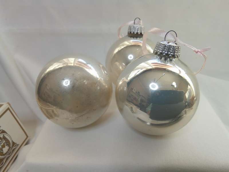Three stunning vintage German Christmas baubles