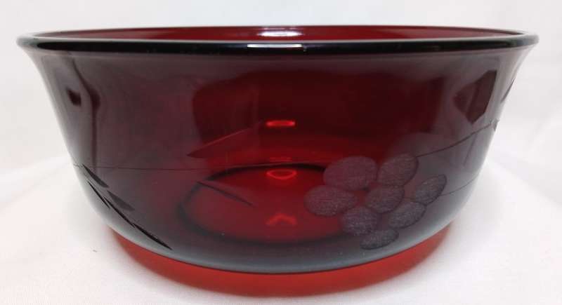 Small vintage Arcoroc red glass bowl